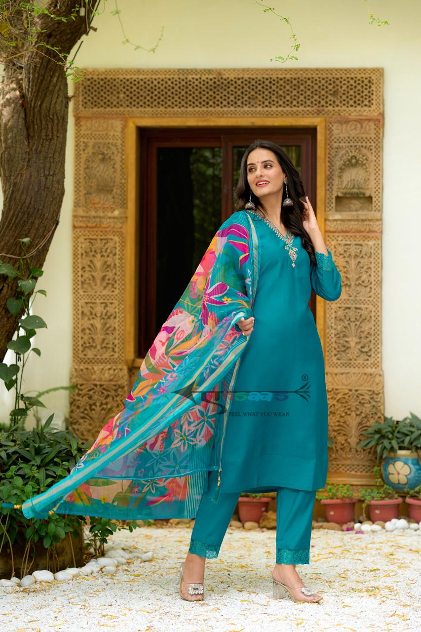 Women Blue Handwork Kurta Set