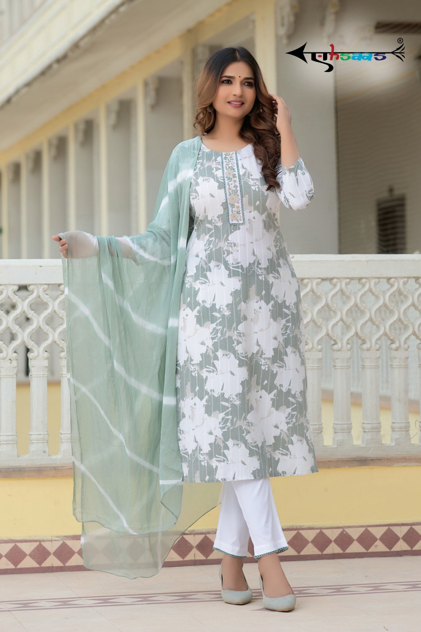 Viscose Floral Green Printed Kurta Set