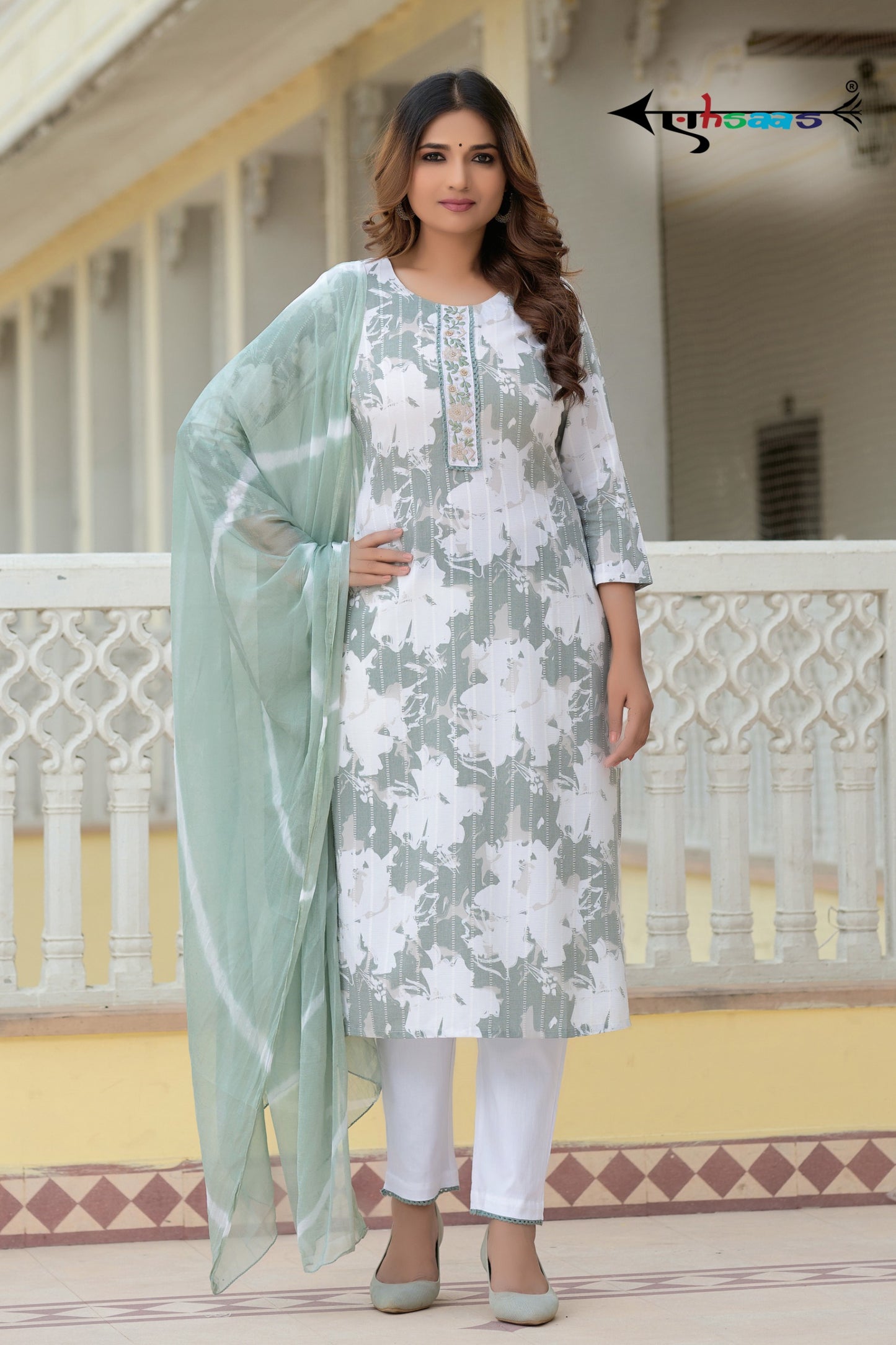 Viscose Floral Green Printed Kurta Set