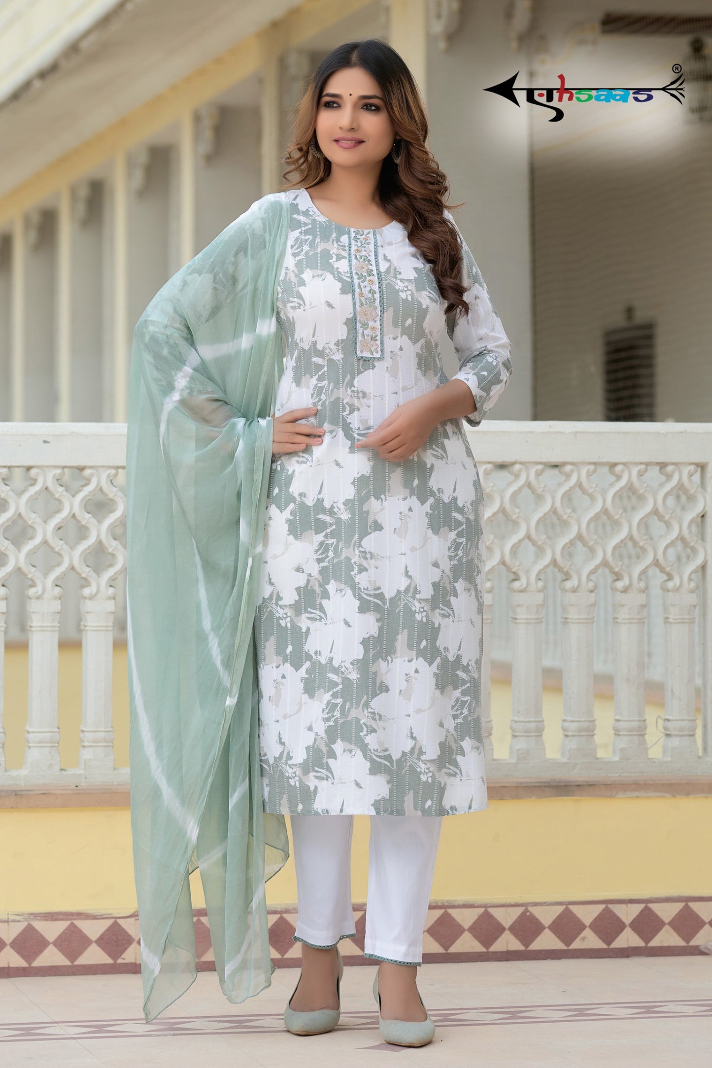 Viscose Floral Green Printed Kurta Set